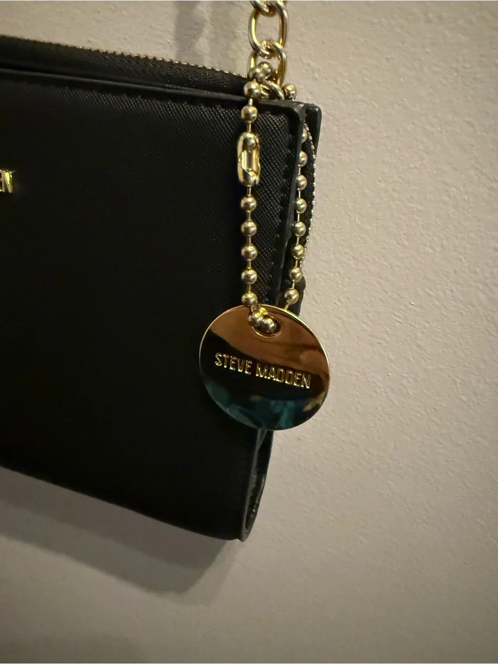 Steve Madden Black Crossbody Wallet Purse Gold Chain